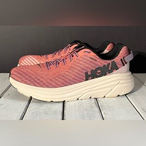 Hoka One One Rincon Running Shoes Coral & Cream, Women’s 9